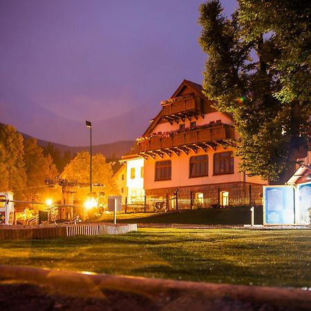 Przystanek Bavaria - Sauny, Parking Oraz Wstep Do Parku Bajek W Cenie! Карпач Екстер'єр фото