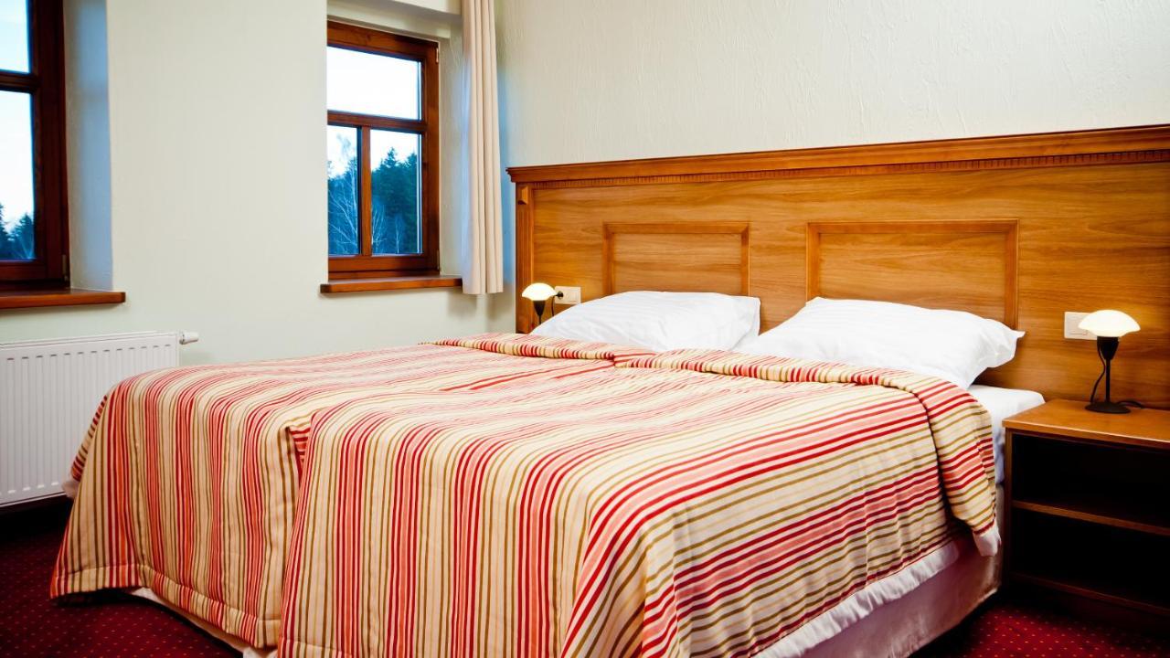 Przystanek Bavaria - Sauny, Parking Oraz Wstep Do Parku Bajek W Cenie! Карпач Екстер'єр фото