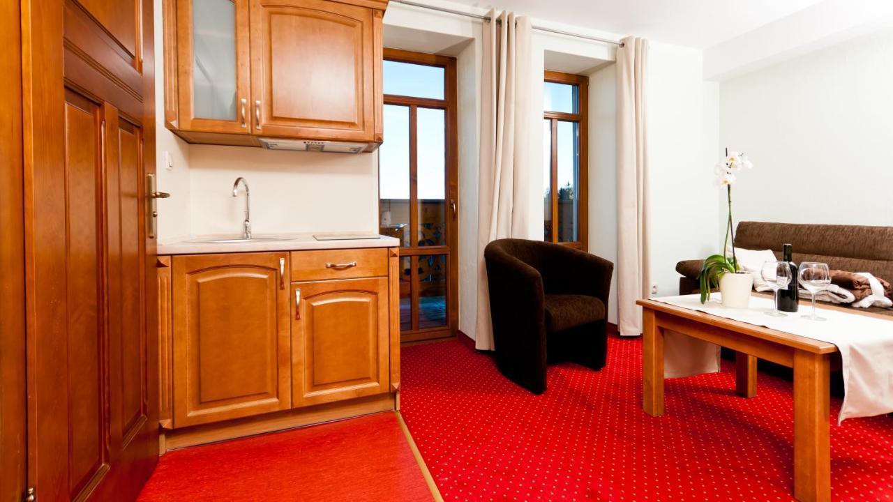 Przystanek Bavaria - Sauny, Parking Oraz Wstep Do Parku Bajek W Cenie! Карпач Екстер'єр фото