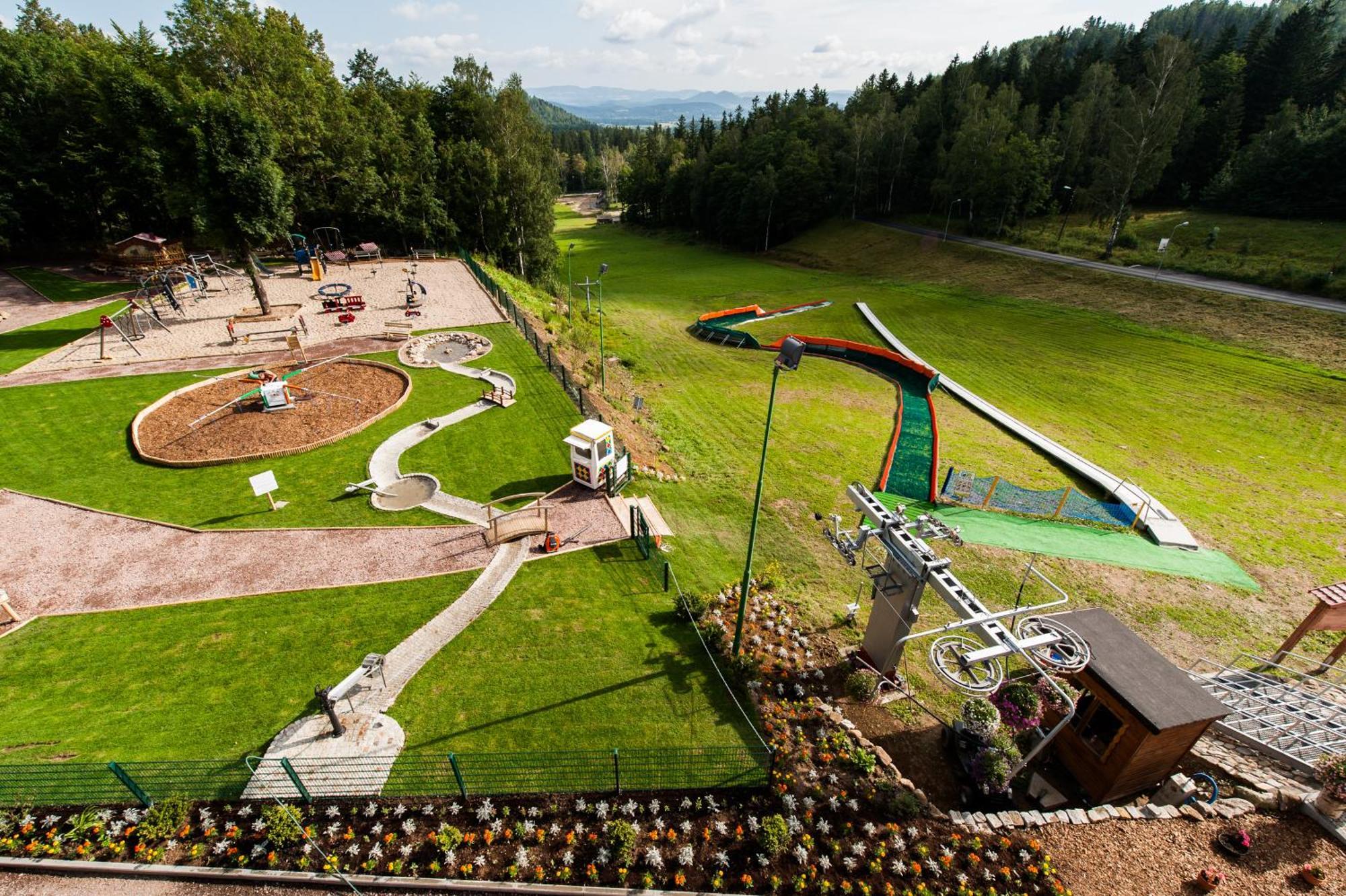 Przystanek Bavaria - Sauny, Parking Oraz Wstep Do Parku Bajek W Cenie! Карпач Екстер'єр фото