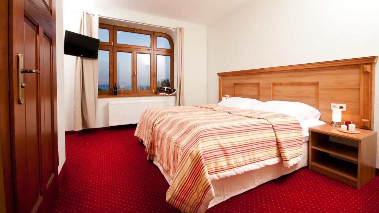Przystanek Bavaria - Sauny, Parking Oraz Wstep Do Parku Bajek W Cenie! Карпач Екстер'єр фото