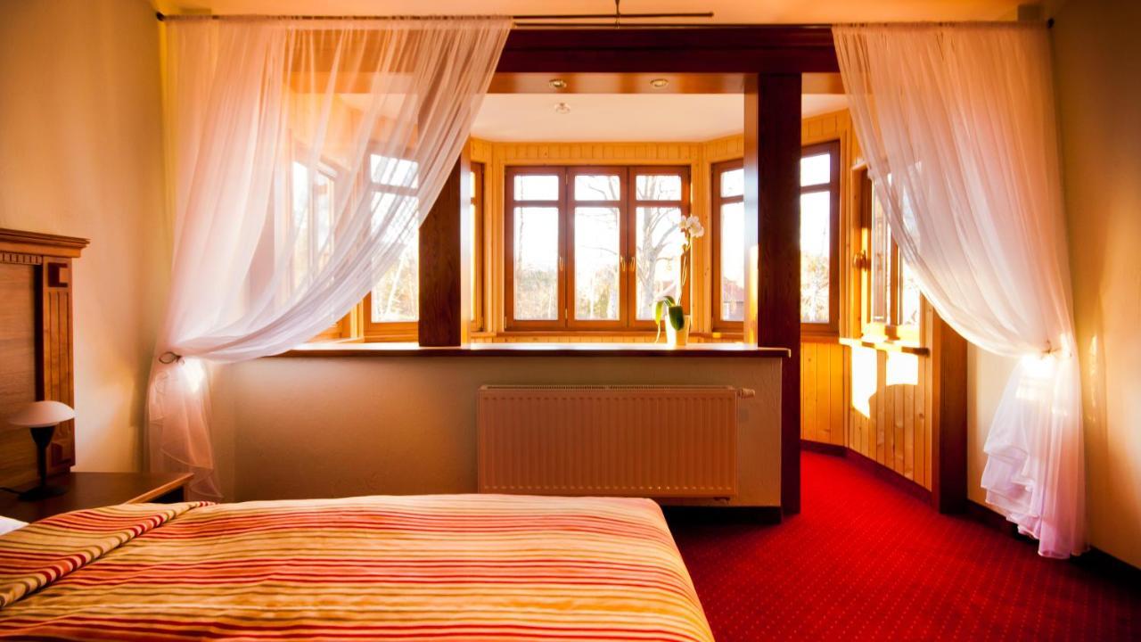 Przystanek Bavaria - Sauny, Parking Oraz Wstep Do Parku Bajek W Cenie! Карпач Екстер'єр фото